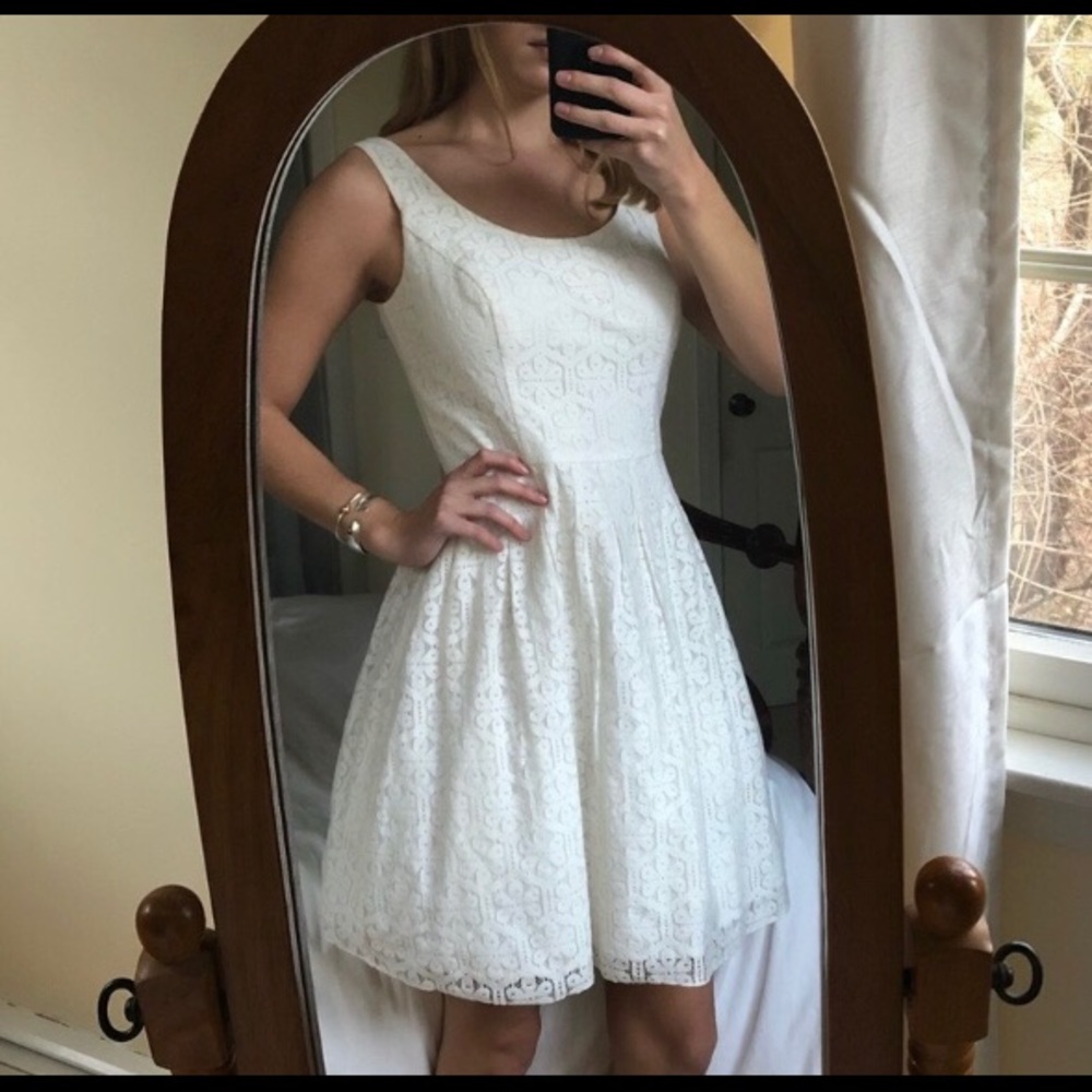 Lilly Pulitzer White Lace Fit-and-Flare Wedding Dress